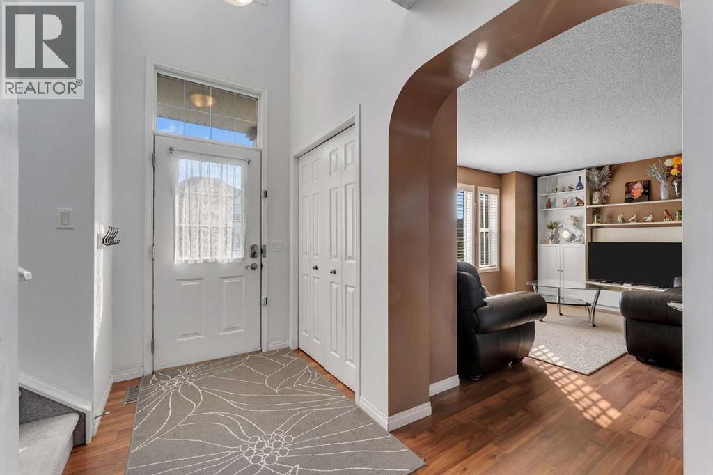 42 Martha's Haven Manor Ne, Calgary, Alberta  T3J 3X8 - Photo 3 - A2254799