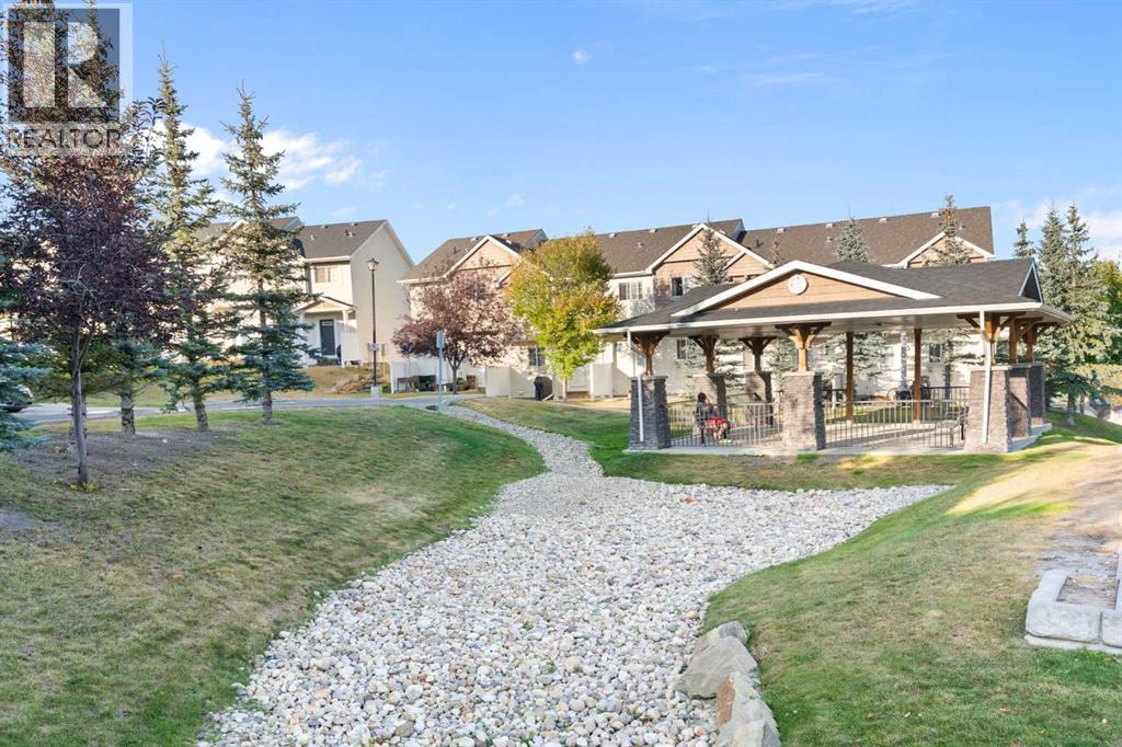 90 Pantego Lane Nw, Calgary, Alberta  T3K 0T1 - Photo 41 - A2259098