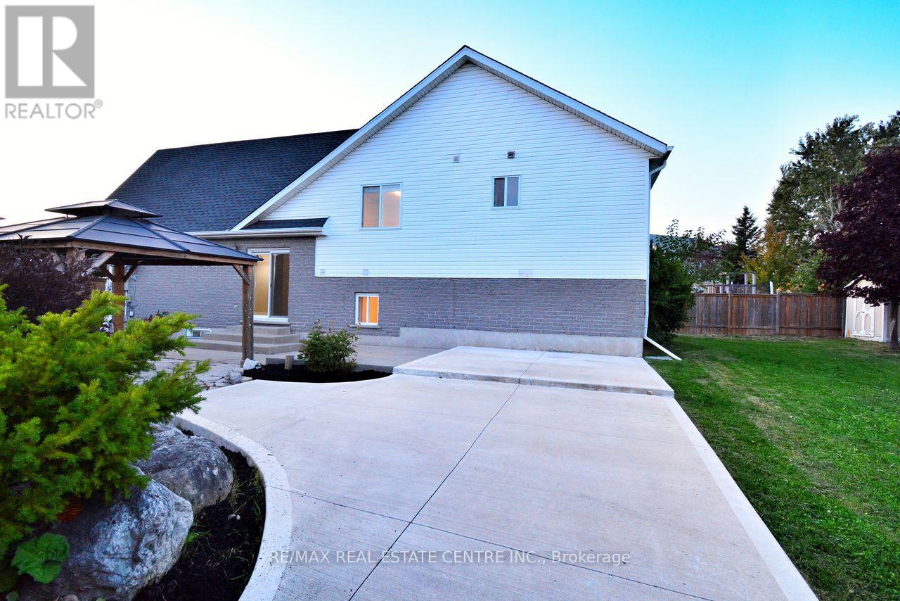 2 Althorp Drive, Orangeville, Ontario  L9W 5H7 - Photo 38 - W12446792
