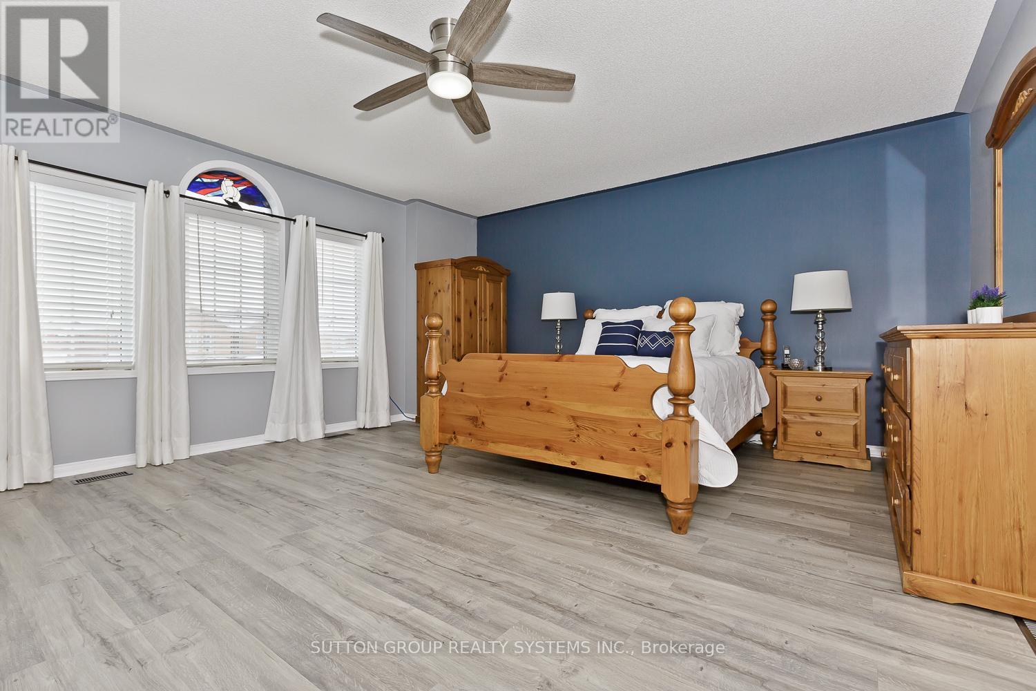 3945 Foxwood Avenue, Mississauga, Ontario  L5N 7V4 - Photo 22 - W12446800