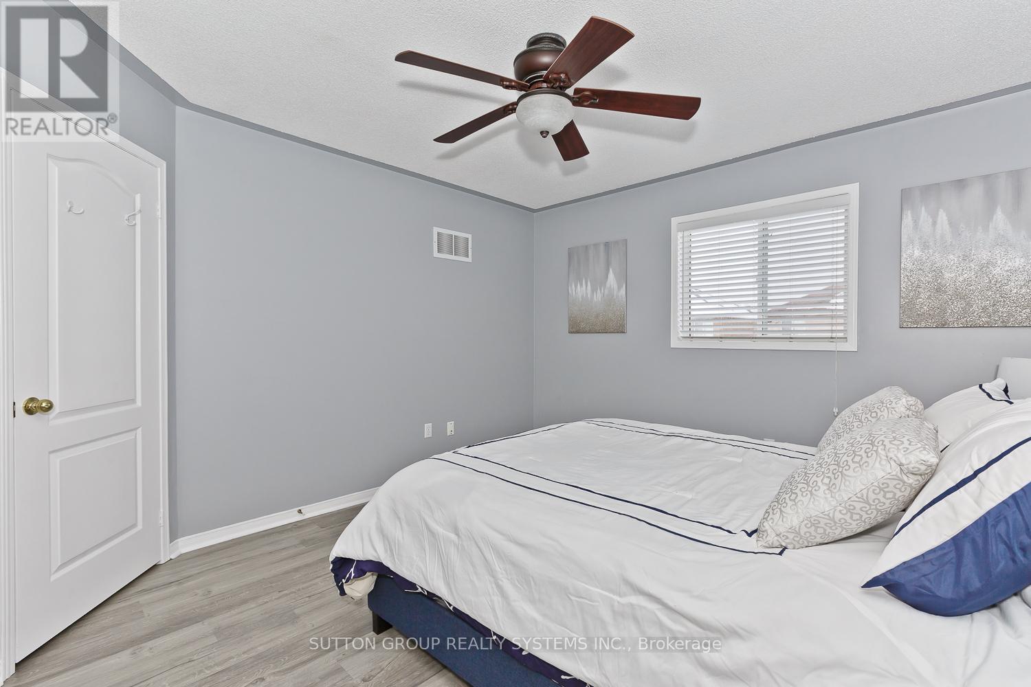 3945 Foxwood Avenue, Mississauga, Ontario  L5N 7V4 - Photo 29 - W12446800