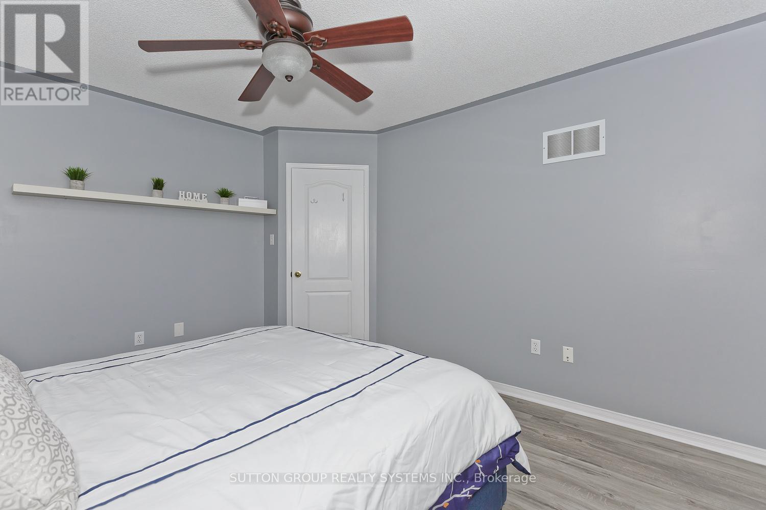 3945 Foxwood Avenue, Mississauga, Ontario  L5N 7V4 - Photo 30 - W12446800