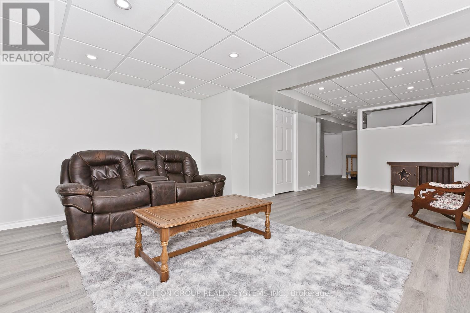 3945 Foxwood Avenue, Mississauga, Ontario  L5N 7V4 - Photo 38 - W12446800