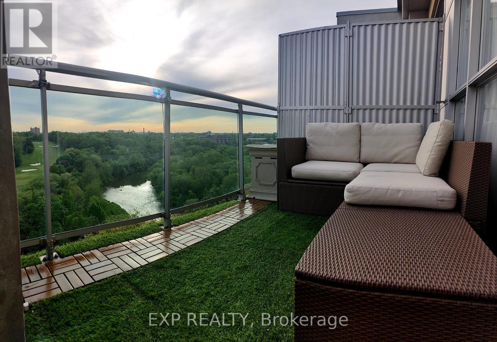 1010 - 2464 WESTON ROAD, Toronto, Ontario