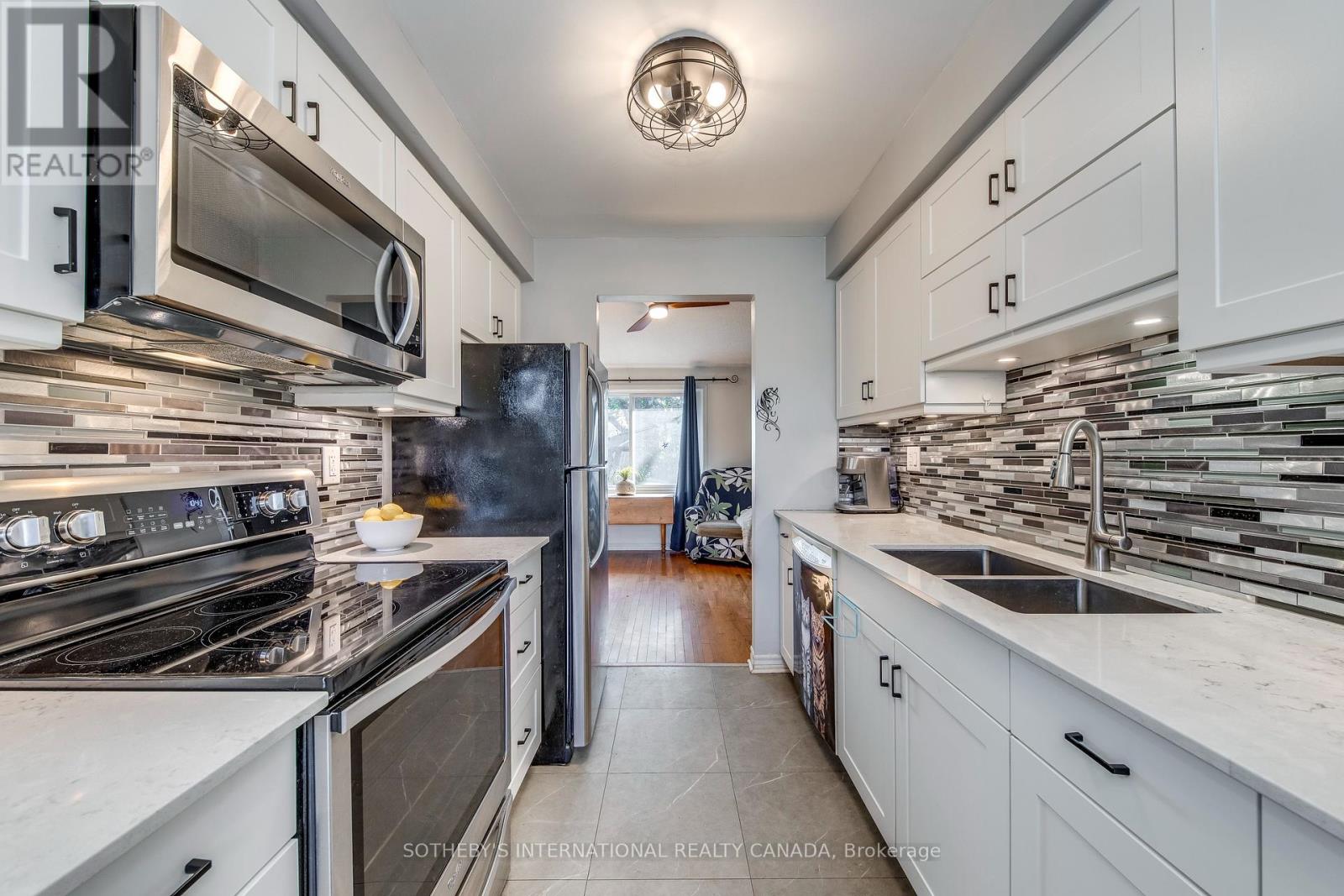 88 Harridine Road, Brampton, Ontario  L6K 2X2 - Photo 7 - W12446810