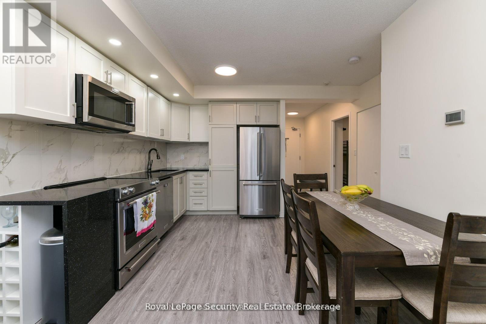 307 - 2464 Weston Road, Toronto, Ontario  M9N 0A2 - Photo 15 - W12446812