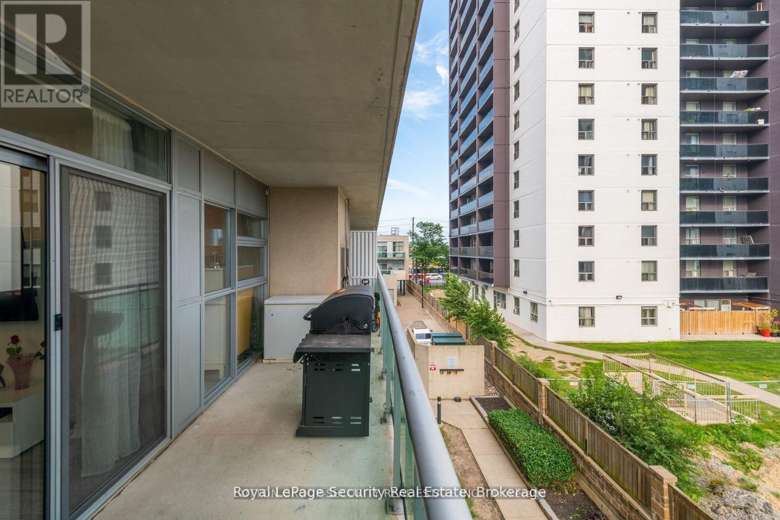307 - 2464 Weston Road, Toronto, Ontario  M9N 0A2 - Photo 31 - W12446812