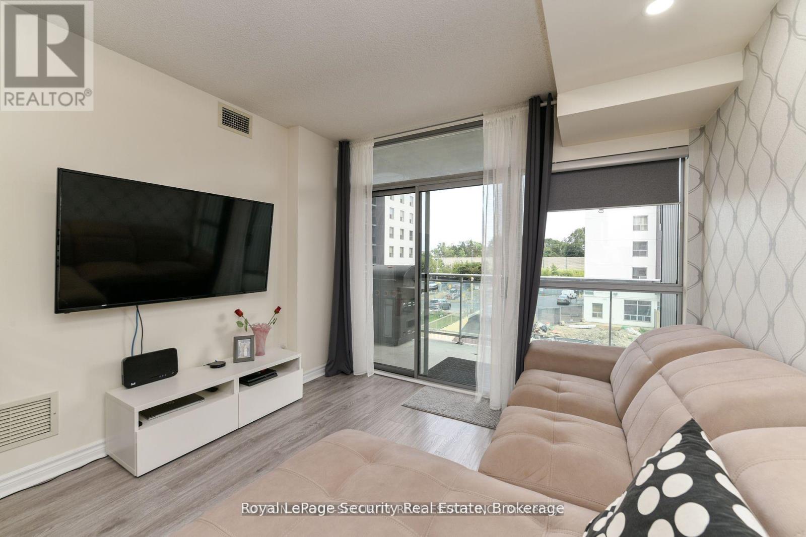 307 - 2464 Weston Road, Toronto, Ontario  M9N 0A2 - Photo 9 - W12446812