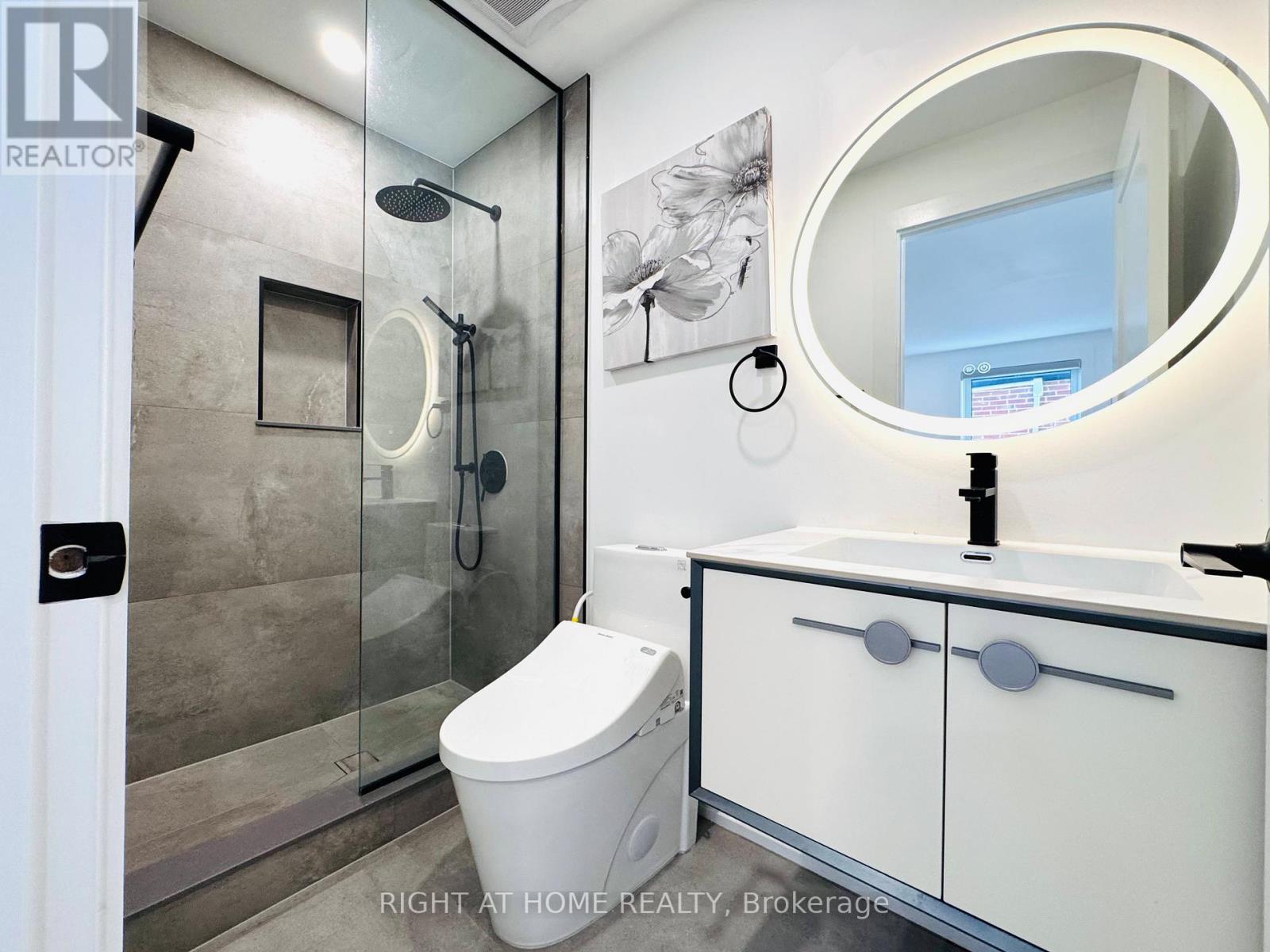 28 Pendeen Avenue, Toronto, Ontario  M6N 2P3 - Photo 14 - W12446824