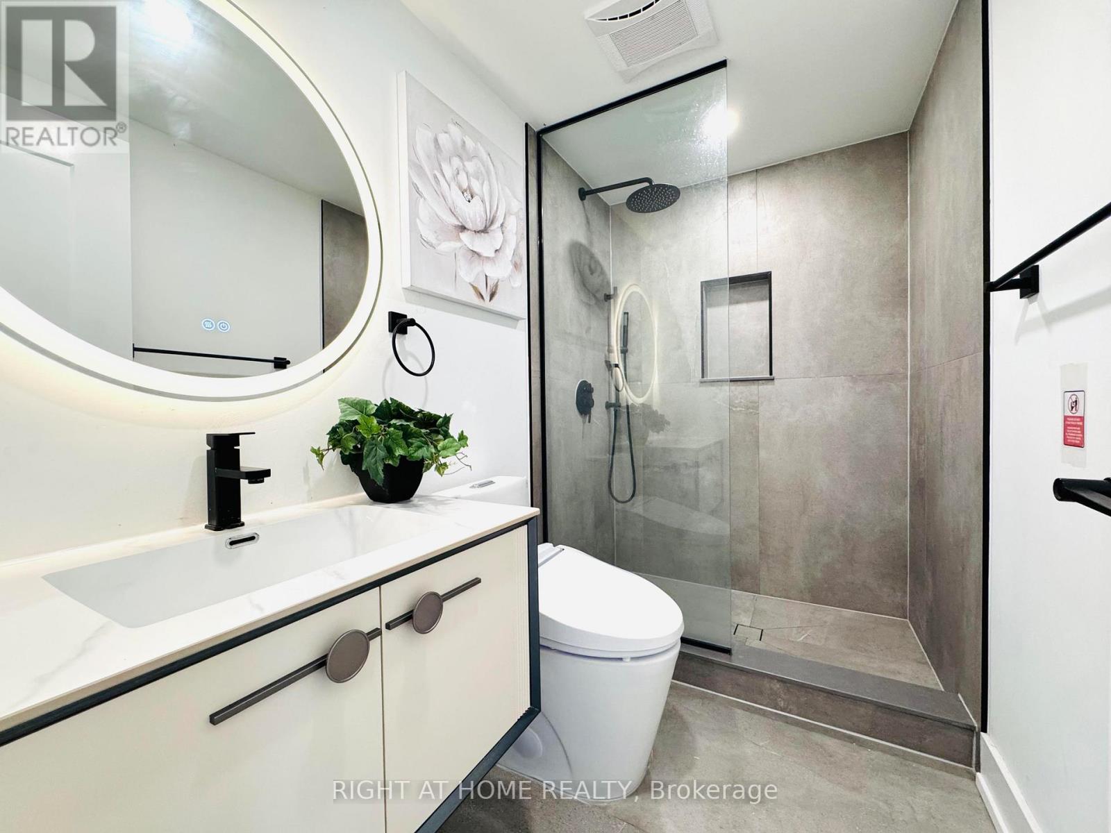 28 Pendeen Avenue, Toronto, Ontario  M6N 2P3 - Photo 19 - W12446824