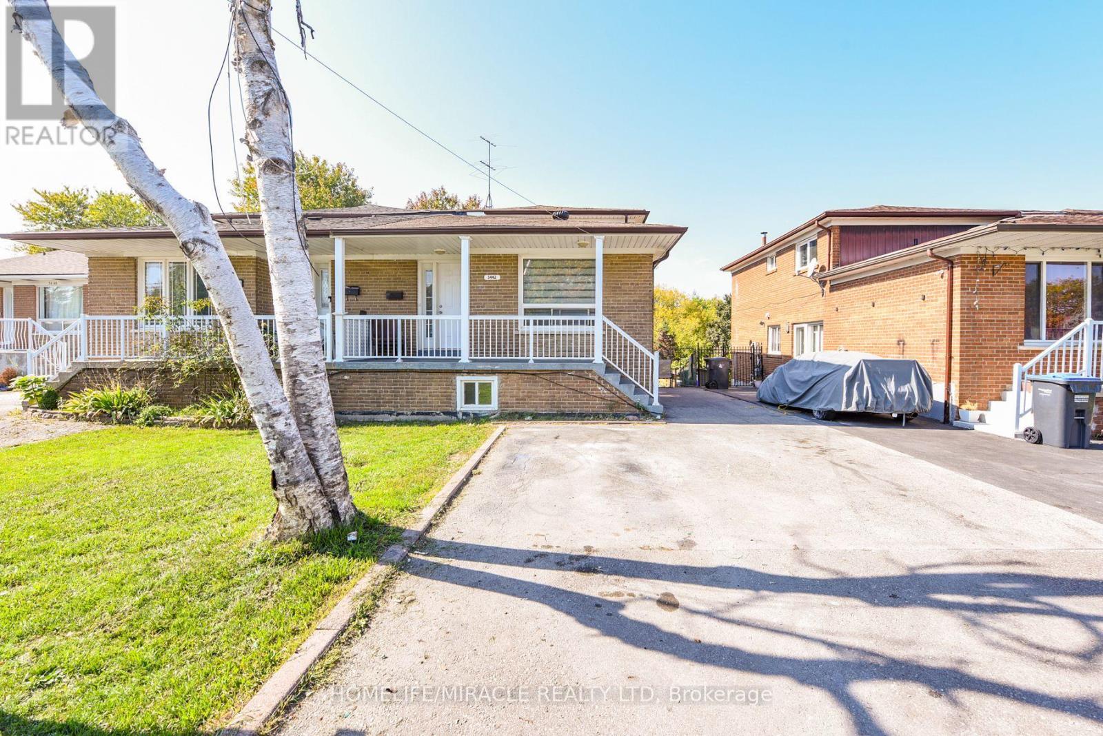 3442 LADDIE CRESCENT, Mississauga, Ontario
