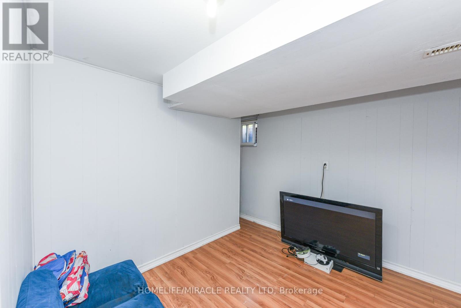 3442 Laddie Crescent, Mississauga, Ontario  L4T 1N1 - Photo 29 - W12446845