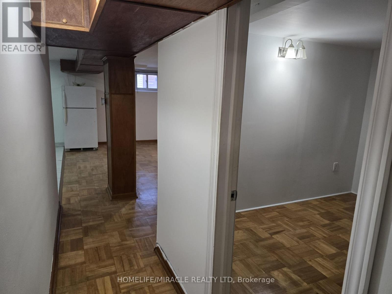 Bsmt - 37 Cameo Crescent, Toronto, Ontario  M6N 2K4 - Photo 4 - W12446852