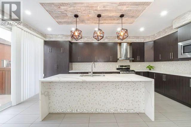 77 Enford Crescent, Brampton (Northwest Brampton), Ontario  L7A 0G1 - Photo 16 - W12446876