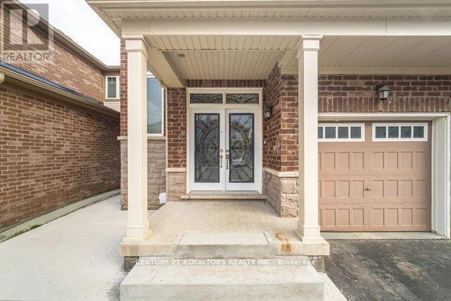77 Enford Crescent, Brampton (Northwest Brampton), Ontario  L7A 0G1 - Photo 3 - W12446876