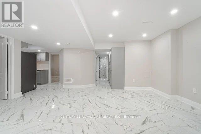 77 Enford Crescent, Brampton (Northwest Brampton), Ontario  L7A 0G1 - Photo 38 - W12446876