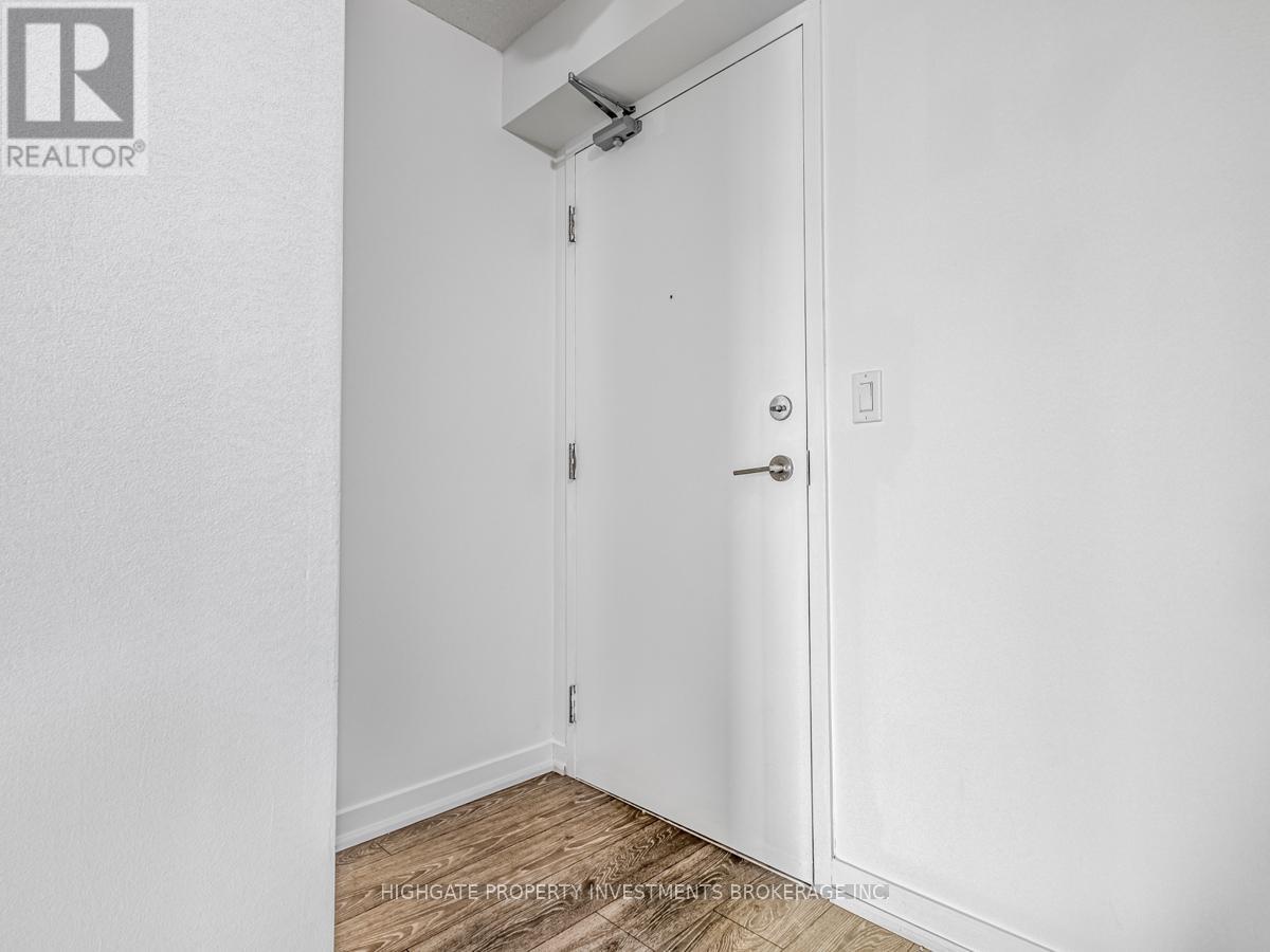 806 - 1420 Dupont Street, Toronto, Ontario  M6H 0C2 - Photo 4 - W12446881