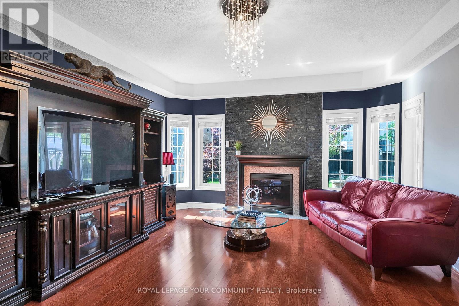 26 Louvain Drive, Brampton, Ontario  L6P 1W6 - Photo 13 - W12446883