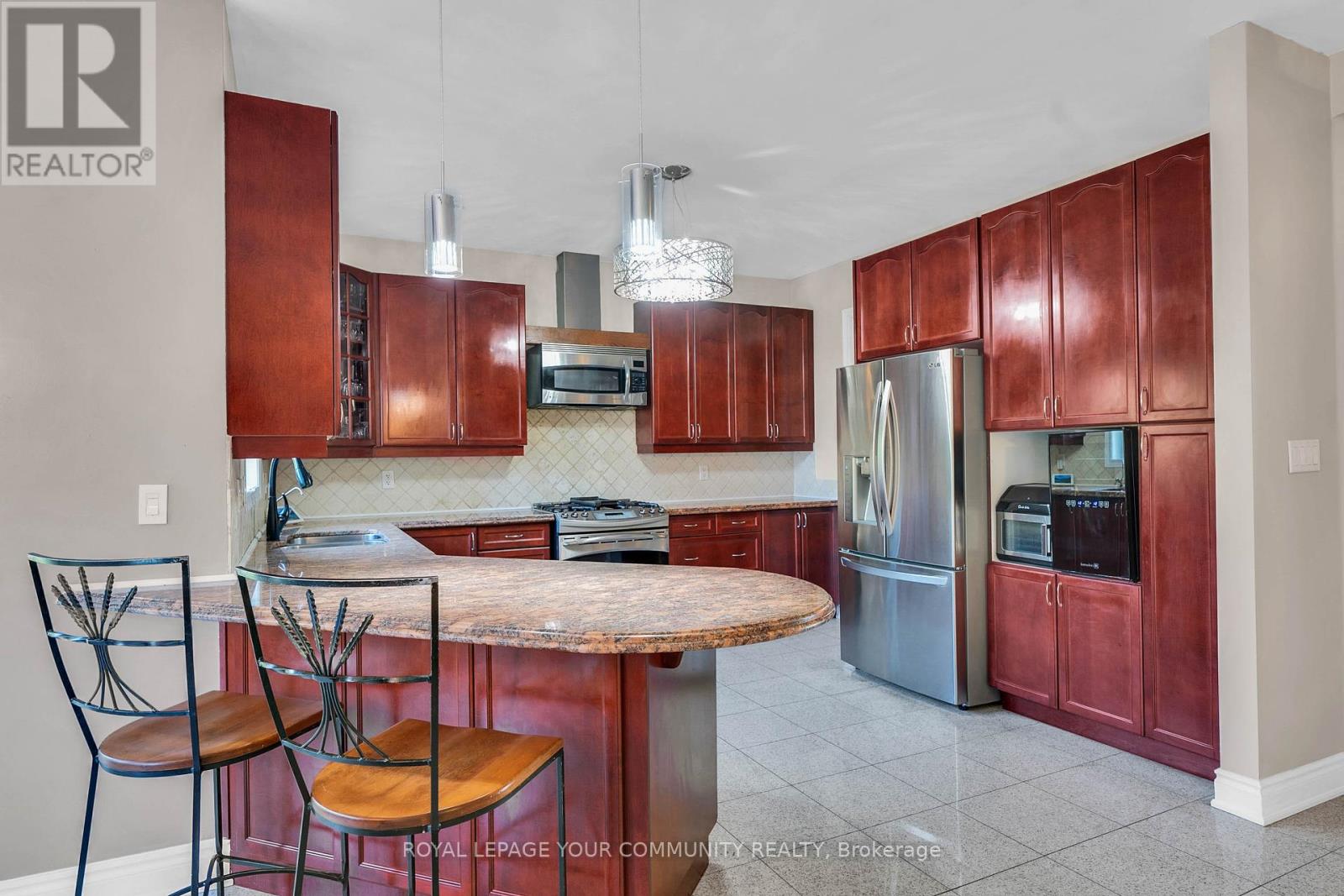 26 Louvain Drive, Brampton, Ontario  L6P 1W6 - Photo 15 - W12446883