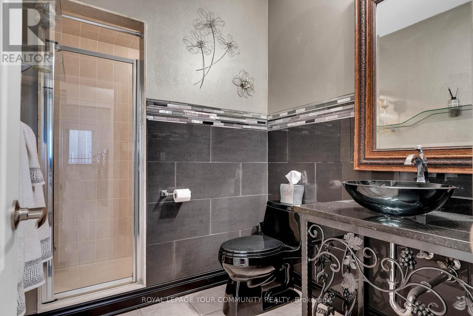 26 Louvain Drive, Brampton, Ontario  L6P 1W6 - Photo 24 - W12446883