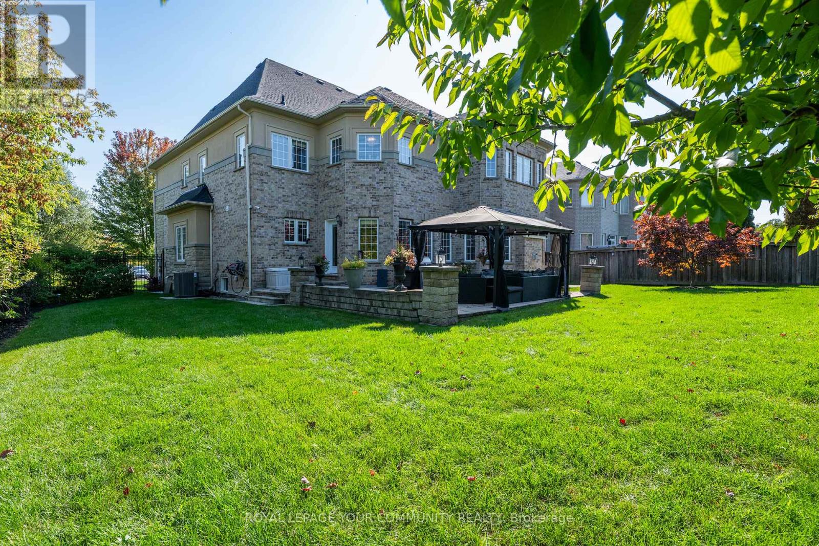 26 Louvain Drive, Brampton, Ontario  L6P 1W6 - Photo 49 - W12446883