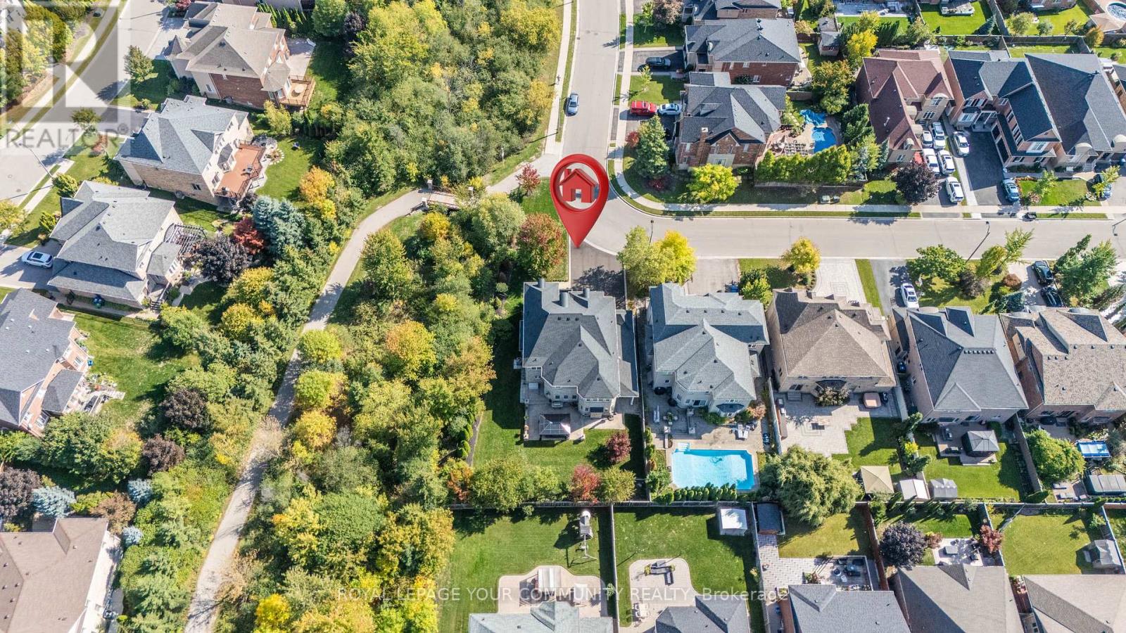 26 Louvain Drive, Brampton, Ontario  L6P 1W6 - Photo 5 - W12446883