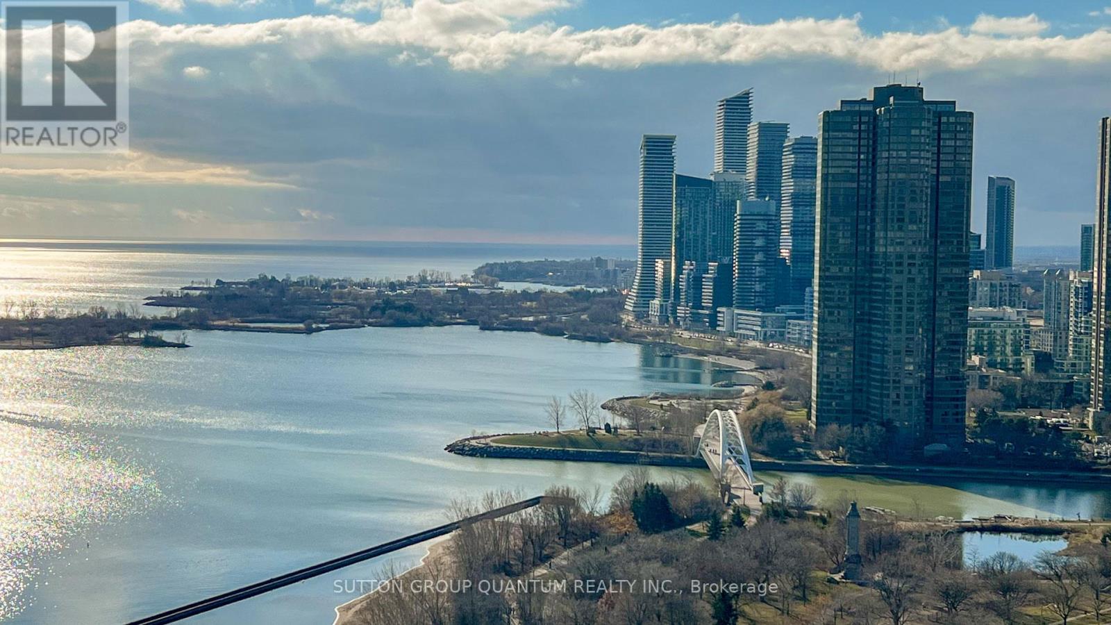 3008 - 1926 Lake Shore Boulevard W, Toronto, Ontario  M6S 1A1 - Photo 13 - W12446890
