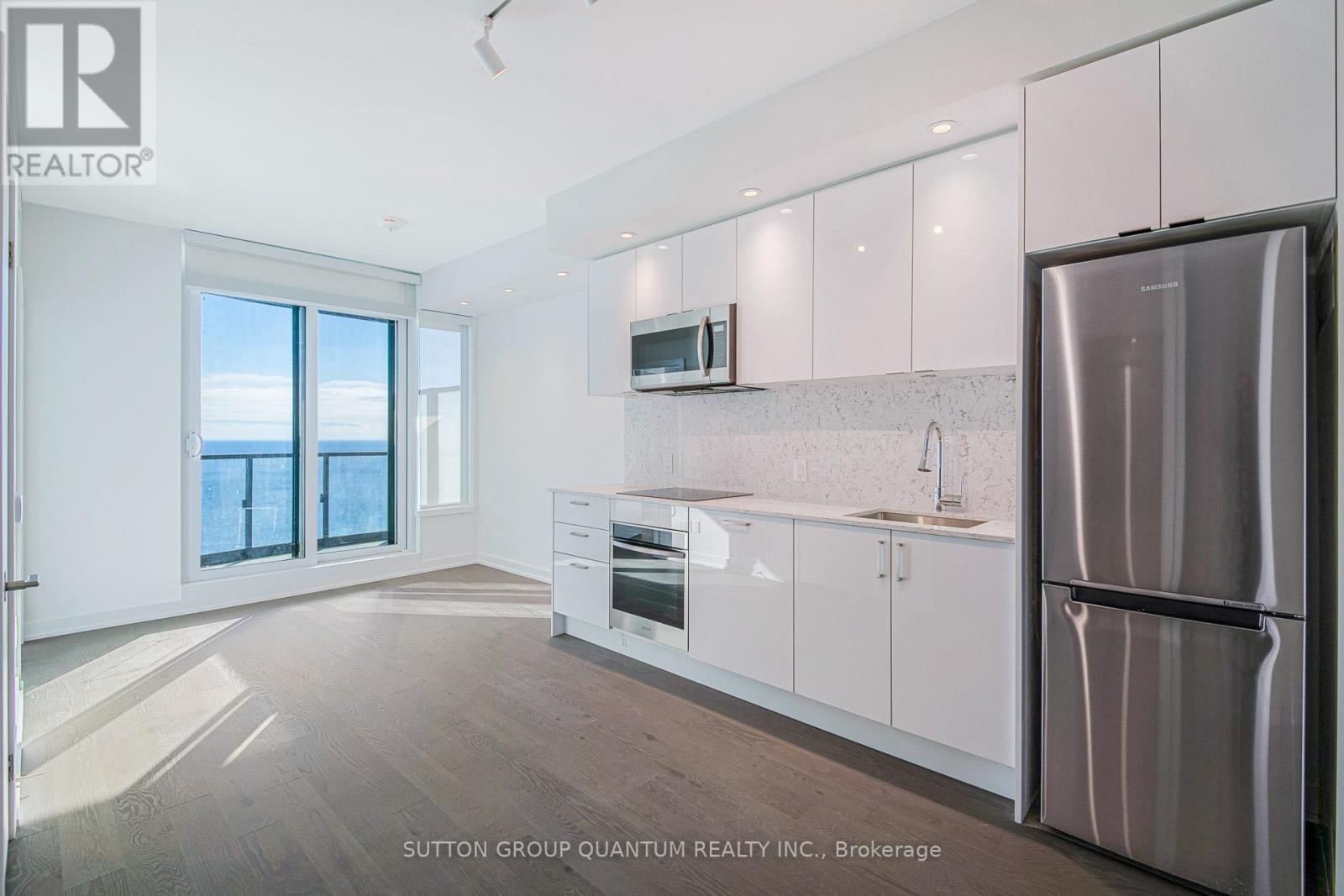 3008 - 1926 Lake Shore Boulevard W, Toronto, Ontario  M6S 1A1 - Photo 5 - W12446890