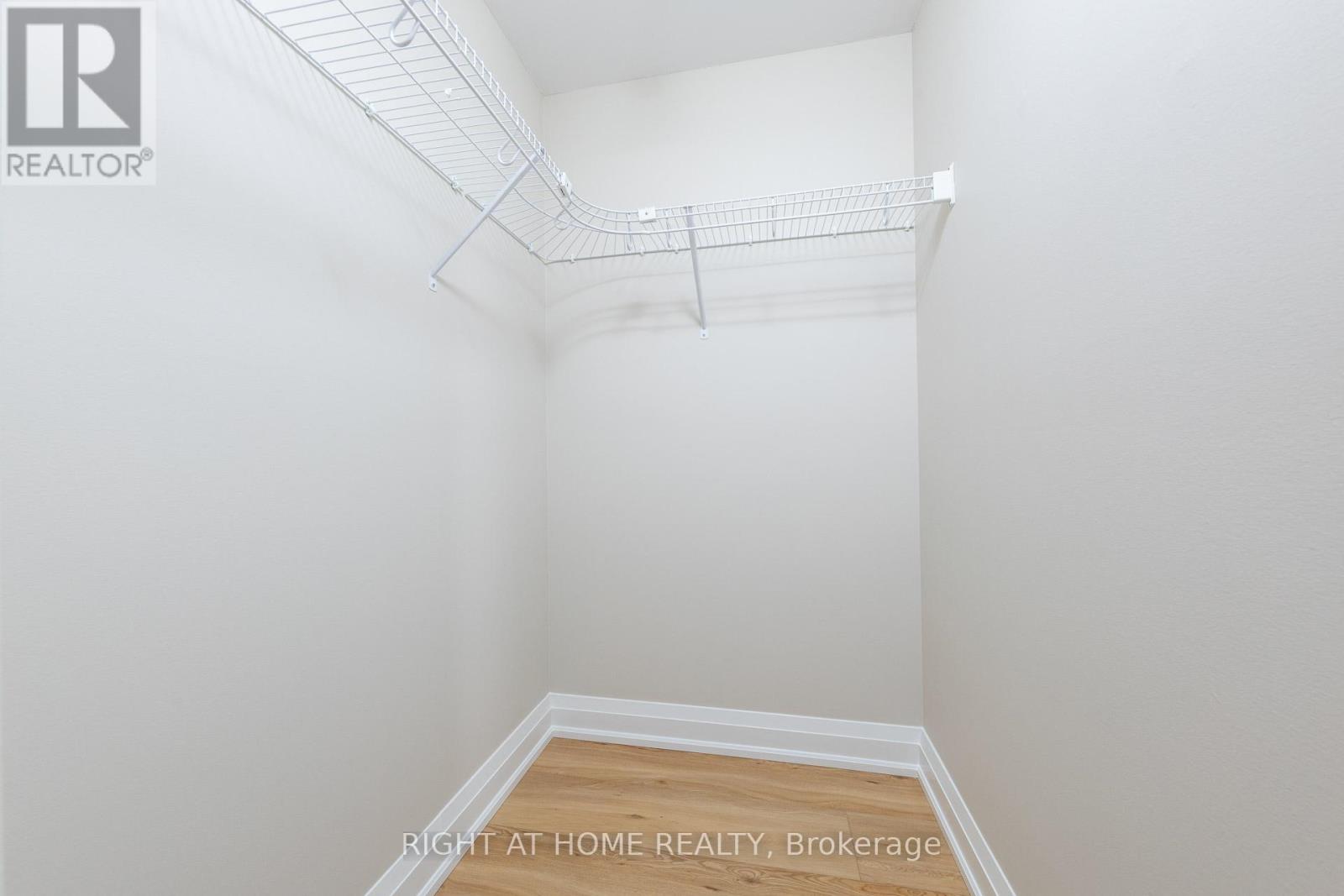722 - 1450 Glen Abbey Gate, Oakville, Ontario  L6M 2V7 - Photo 17 - W12446908
