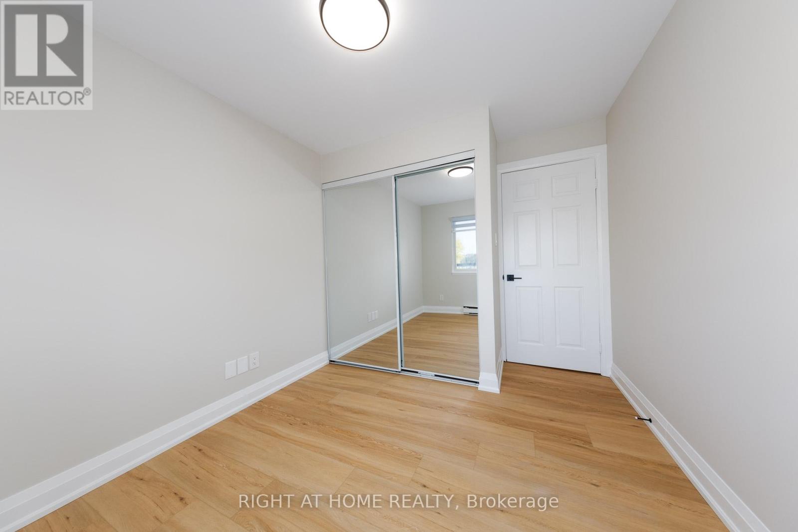 722 - 1450 Glen Abbey Gate, Oakville, Ontario  L6M 2V7 - Photo 20 - W12446908