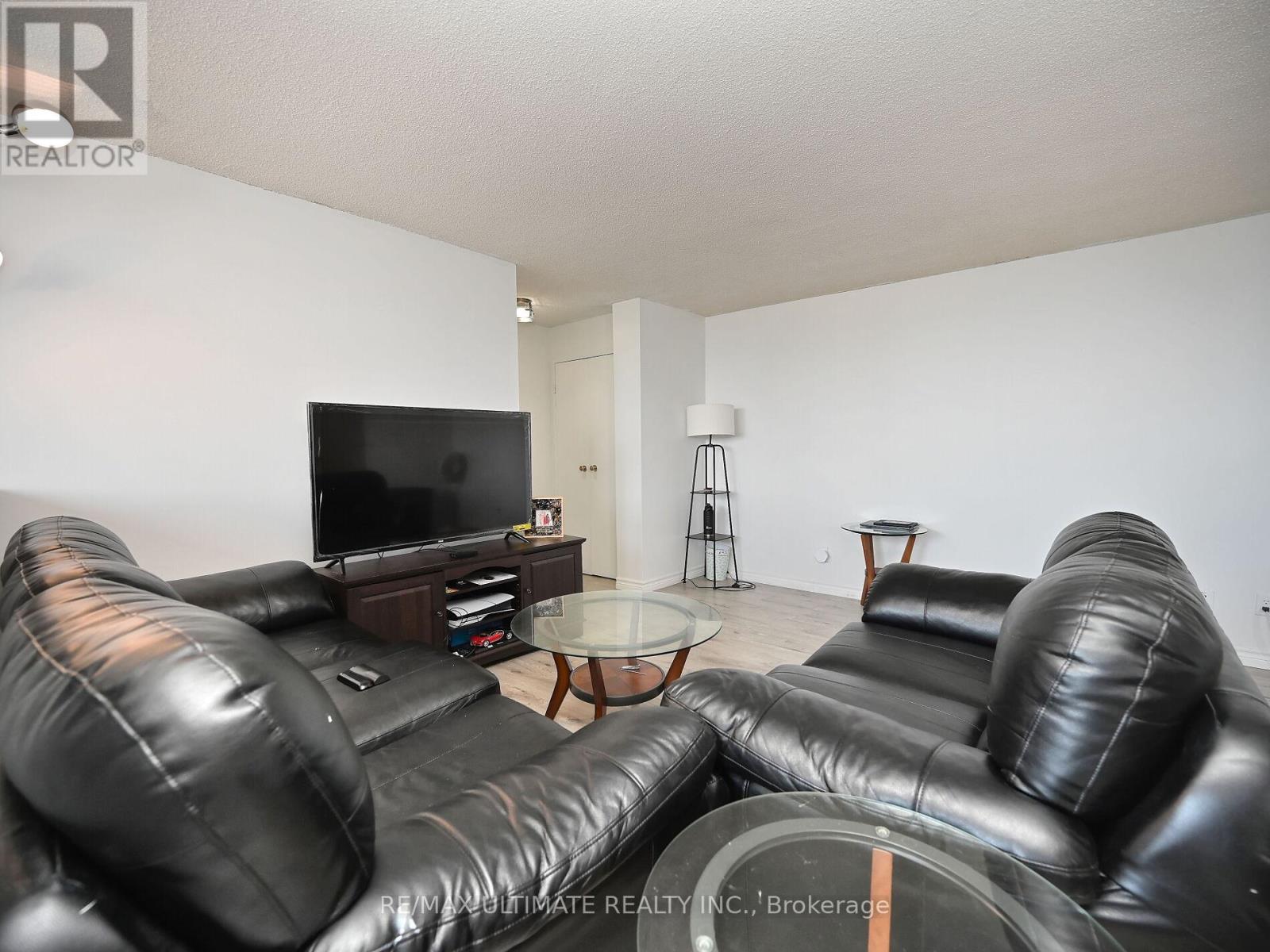 2101 - 3700 Kaneff Crescent, Mississauga, Ontario  L5A 4B8 - Photo 11 - W12446917