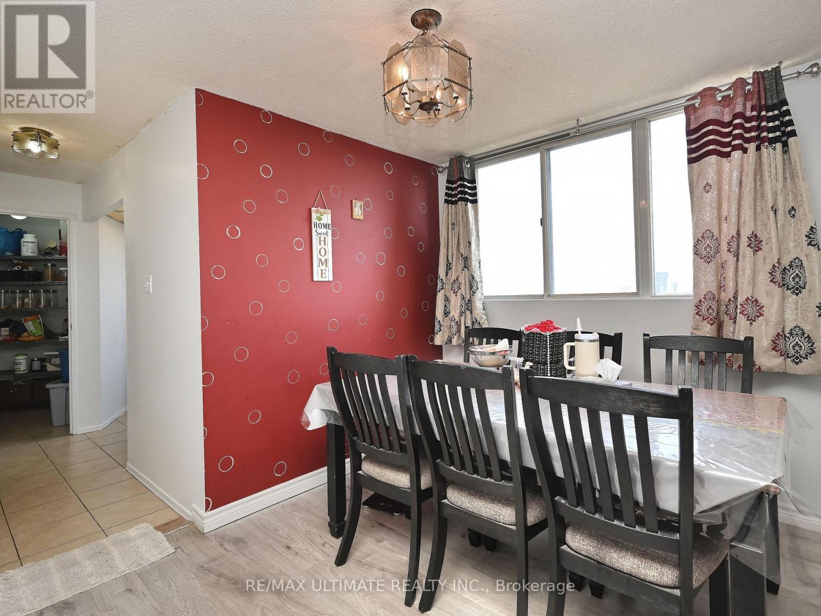 2101 - 3700 Kaneff Crescent, Mississauga, Ontario  L5A 4B8 - Photo 21 - W12446917
