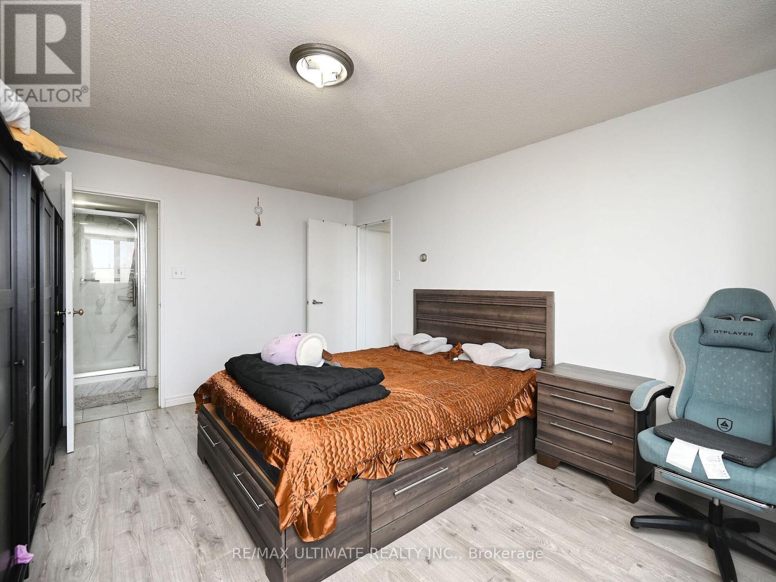 2101 - 3700 Kaneff Crescent, Mississauga, Ontario  L5A 4B8 - Photo 31 - W12446917