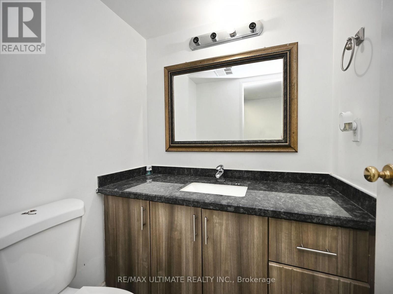 2101 - 3700 Kaneff Crescent, Mississauga, Ontario  L5A 4B8 - Photo 34 - W12446917