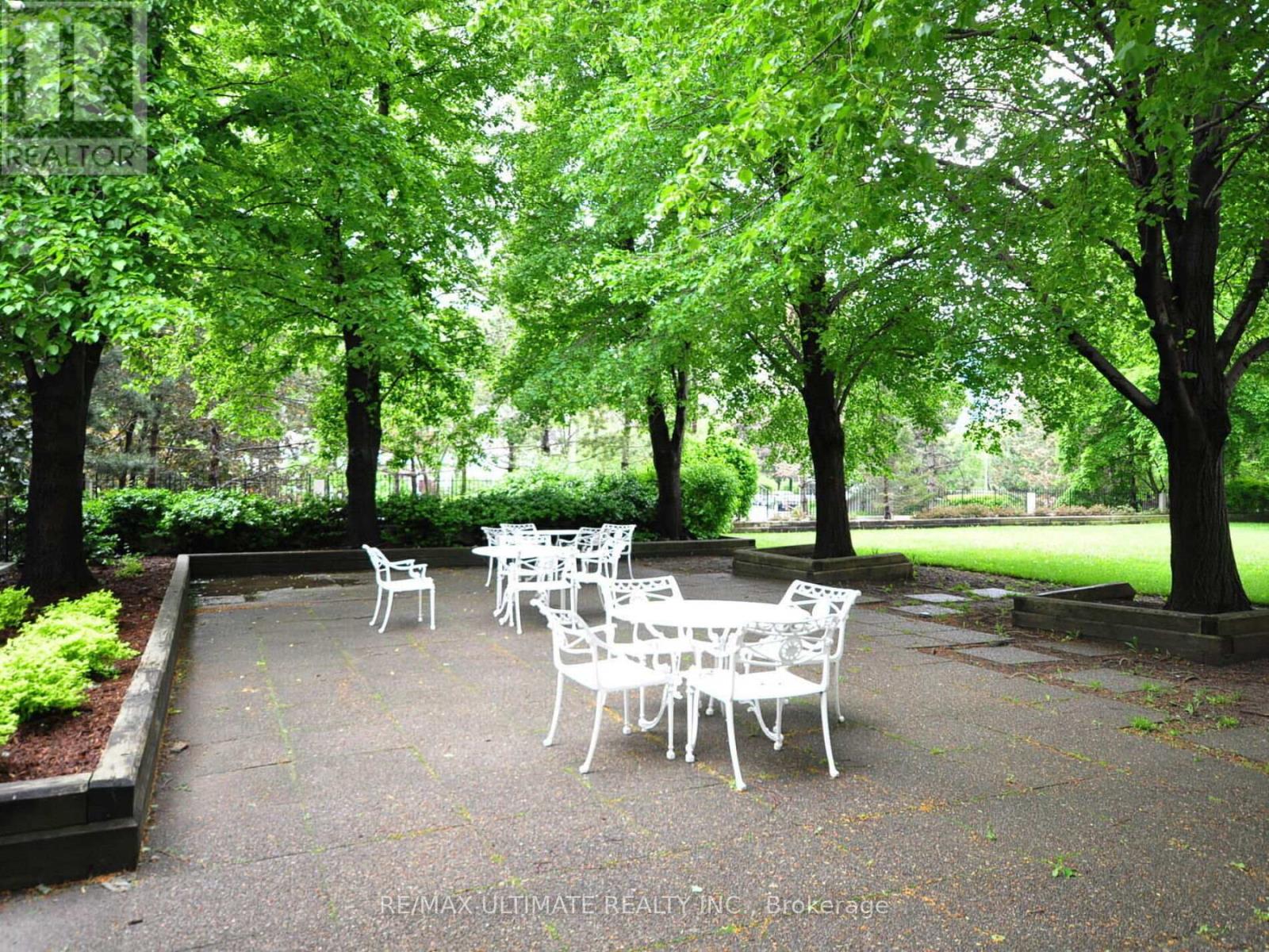 2101 - 3700 Kaneff Crescent, Mississauga, Ontario  L5A 4B8 - Photo 43 - W12446917