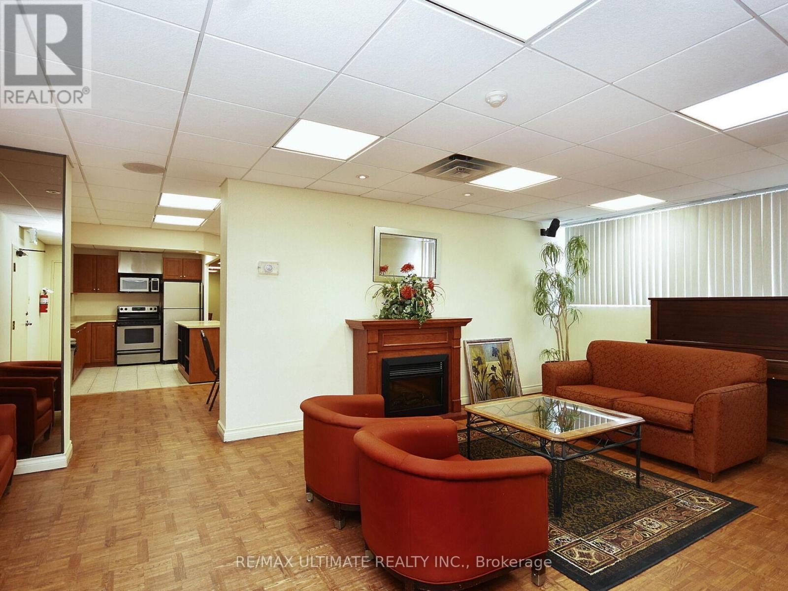 2101 - 3700 Kaneff Crescent, Mississauga, Ontario  L5A 4B8 - Photo 47 - W12446917