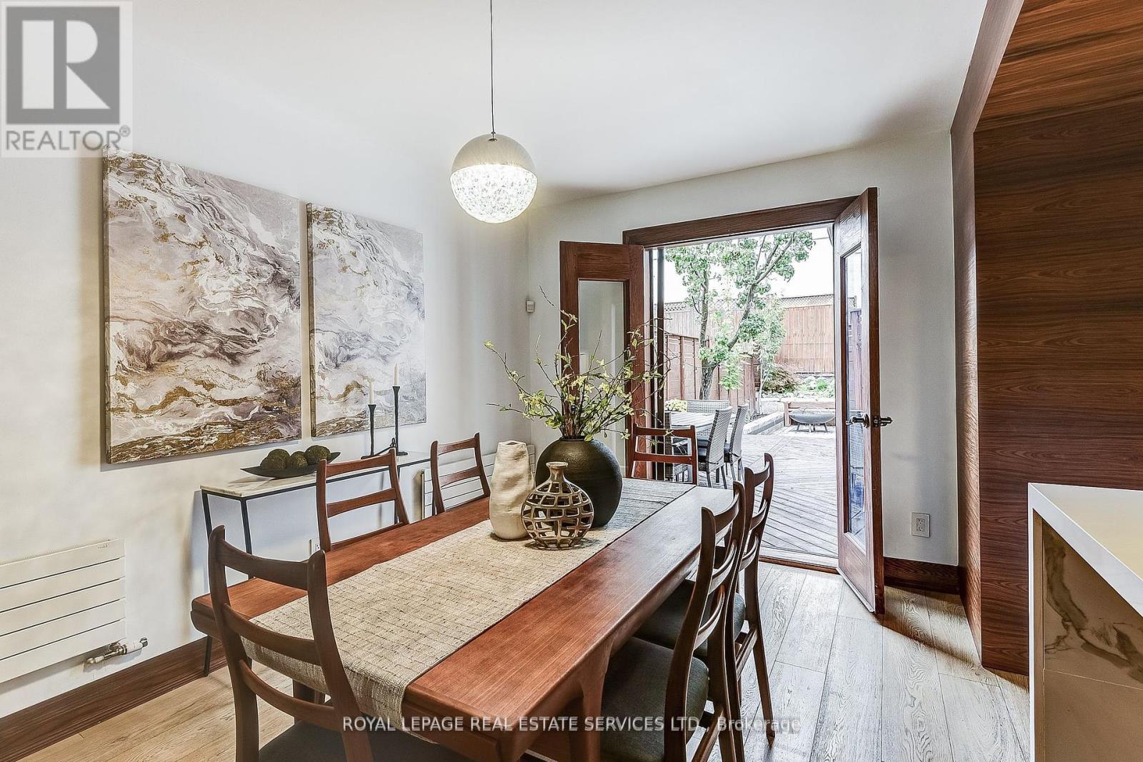 16 Larkin Avenue, Toronto, Ontario  M6S 1L8 - Photo 12 - W12446936