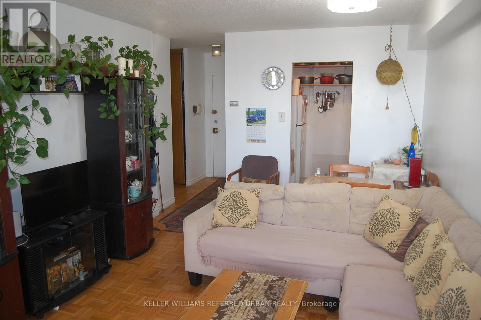 907 - 50 Lotherton Pathway, Toronto (Yorkdale-Glen Park), Ontario  M6B 2G8 - Photo 8 - W12446952