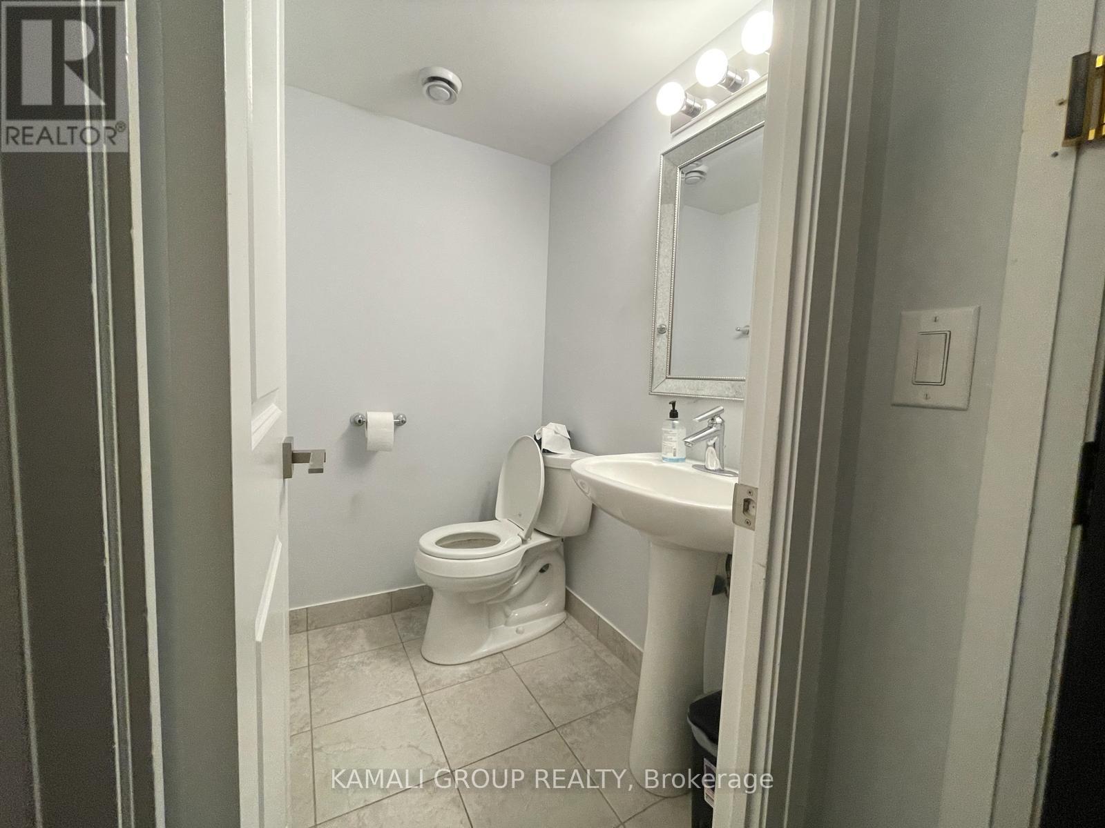 609 - 1070 Sheppard Avenue W, Toronto, Ontario  M3J 0G8 - Photo 12 - W12446954