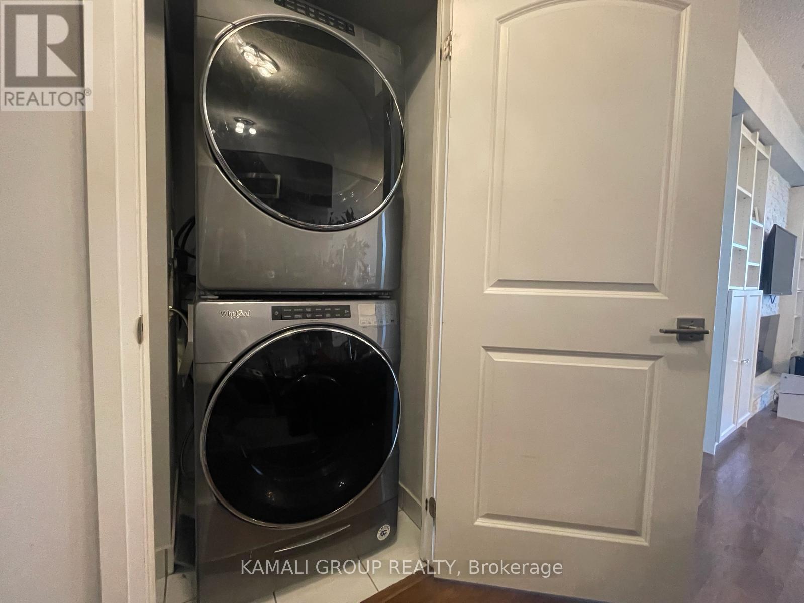 609 - 1070 Sheppard Avenue W, Toronto, Ontario  M3J 0G8 - Photo 13 - W12446954