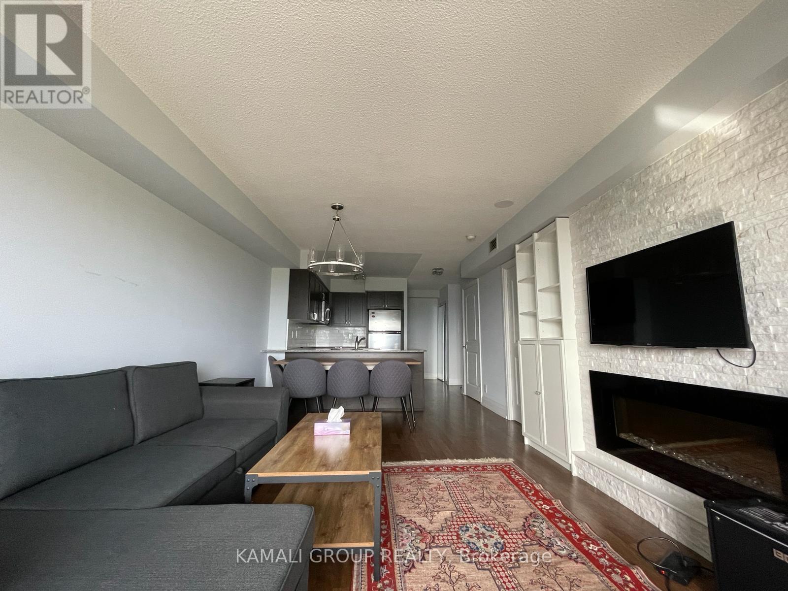 609 - 1070 Sheppard Avenue W, Toronto, Ontario  M3J 0G8 - Photo 4 - W12446954