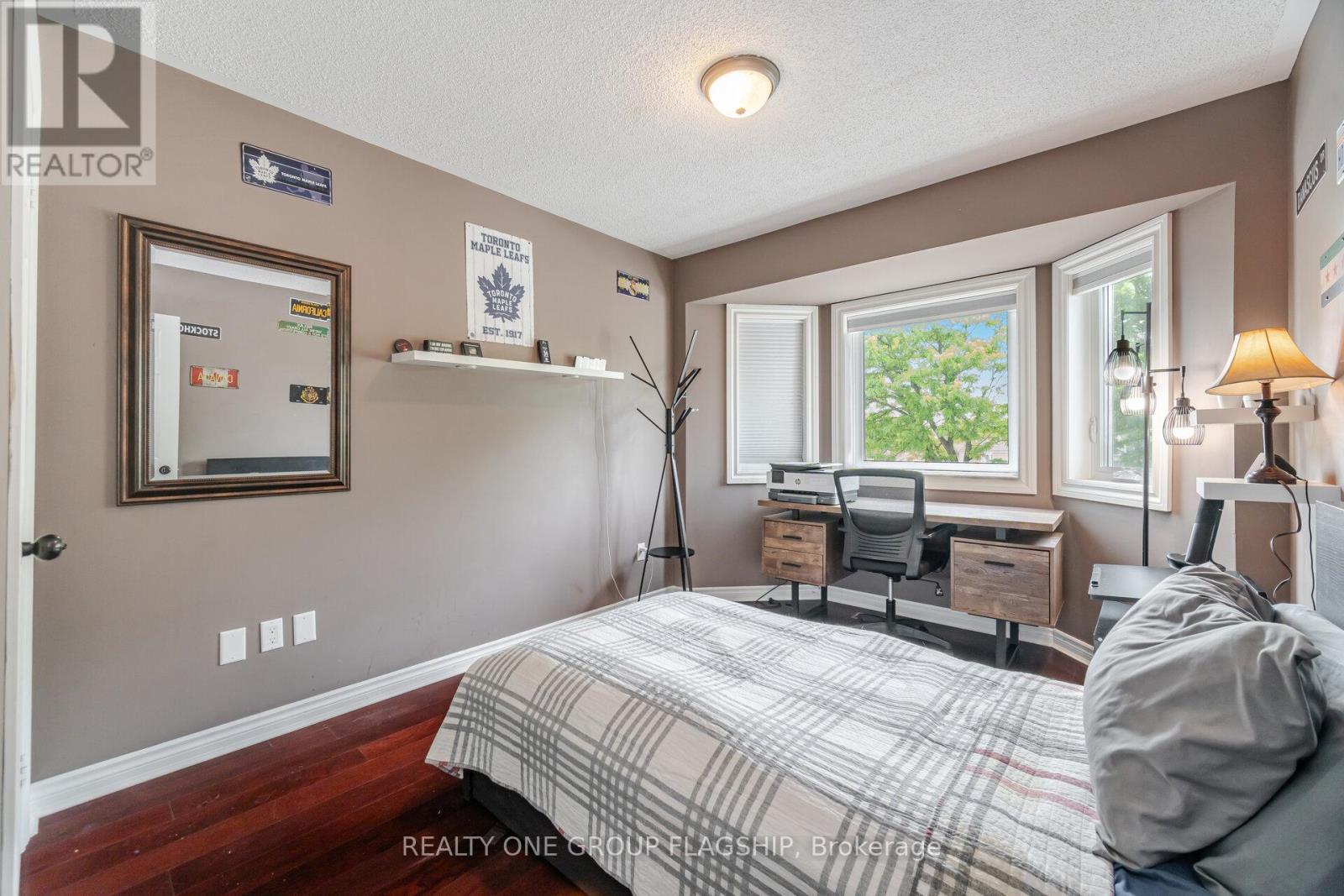 7267 Windbreak Court, Mississauga (Meadowvale), Ontario  L5N 6K6 - Photo 28 - W12446966