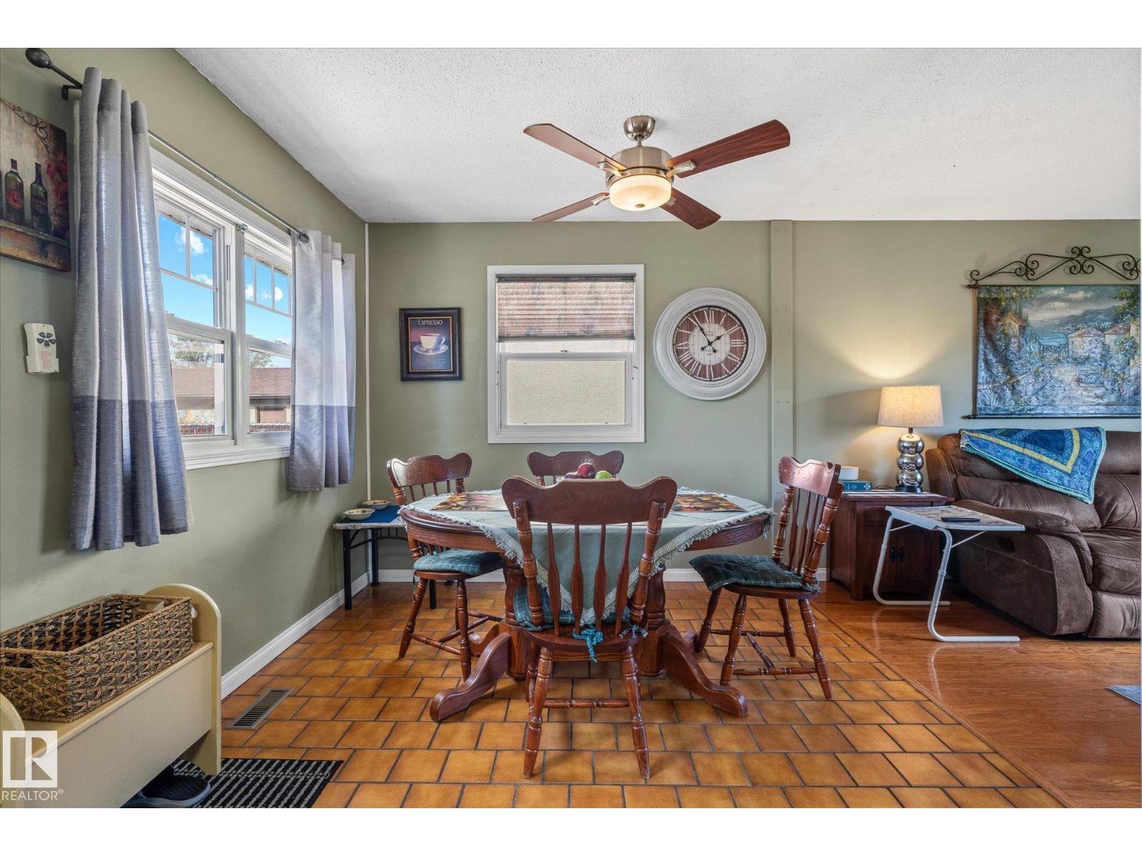 10 Brookside Cr, Spruce Grove, Alberta  T7X 1B7 - Photo 13 - E4461001