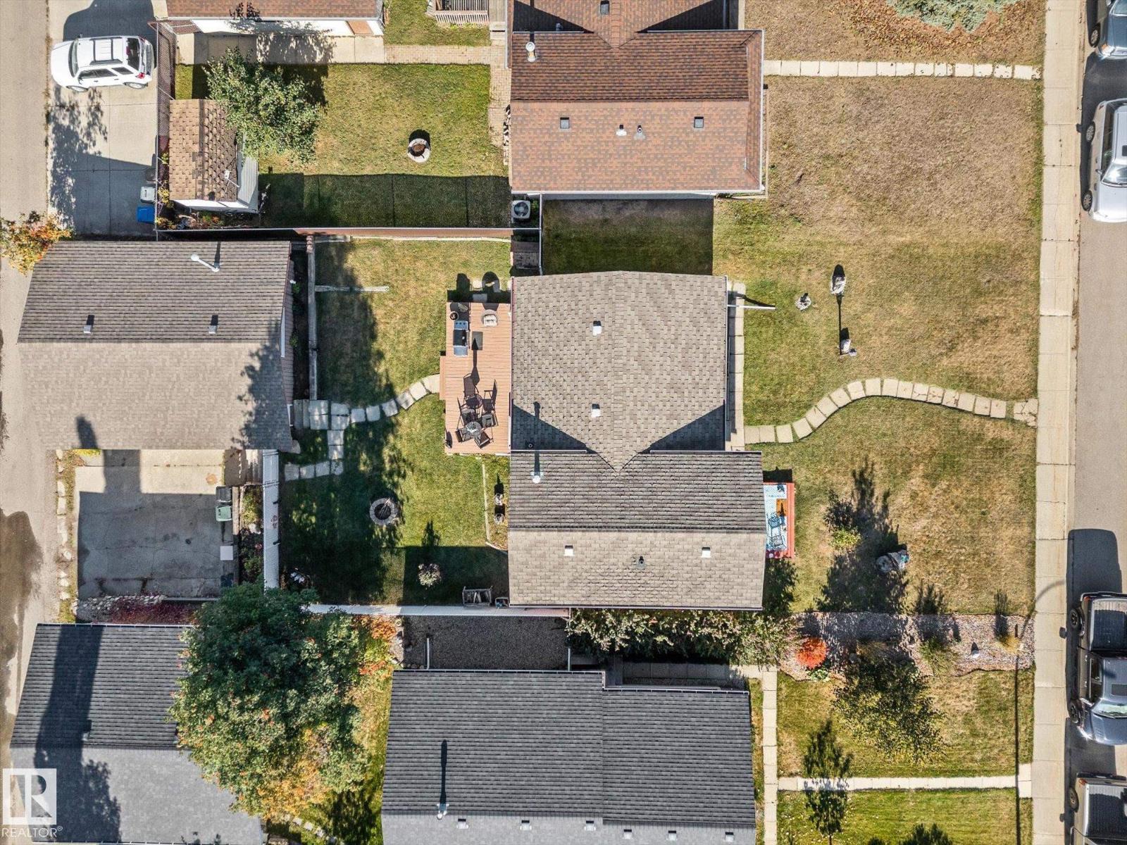 10 Brookside Cr, Spruce Grove, Alberta  T7X 1B7 - Photo 2 - E4461001