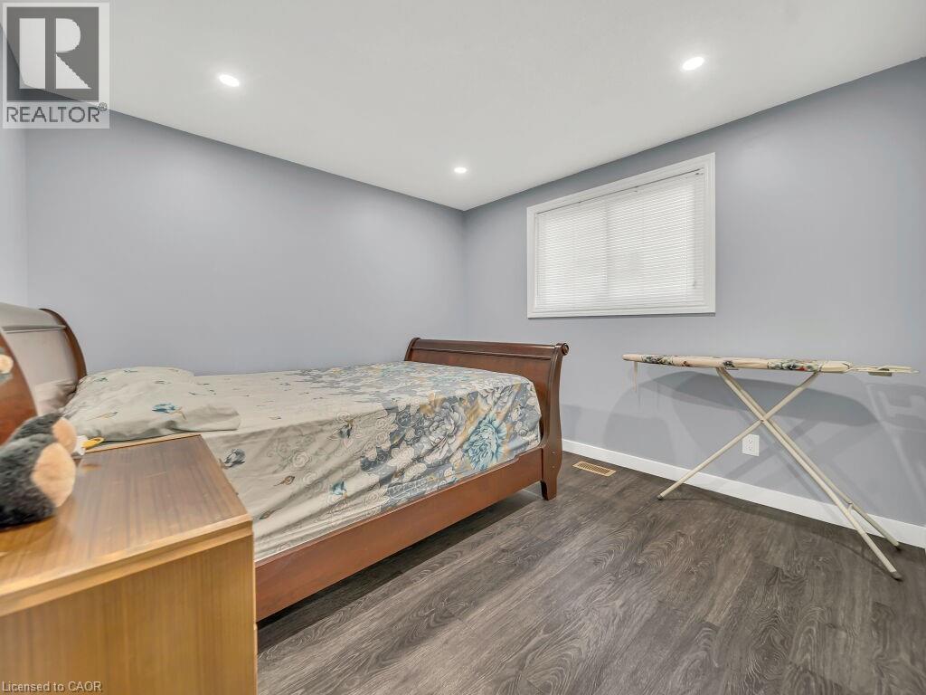 34 Belwood Walk, Kitchener, Ontario  N2C 1Z3 - Photo 24 - 40776755