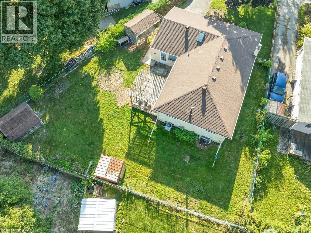 34 Belwood Walk, Kitchener, Ontario  N2C 1Z3 - Photo 49 - 40776755