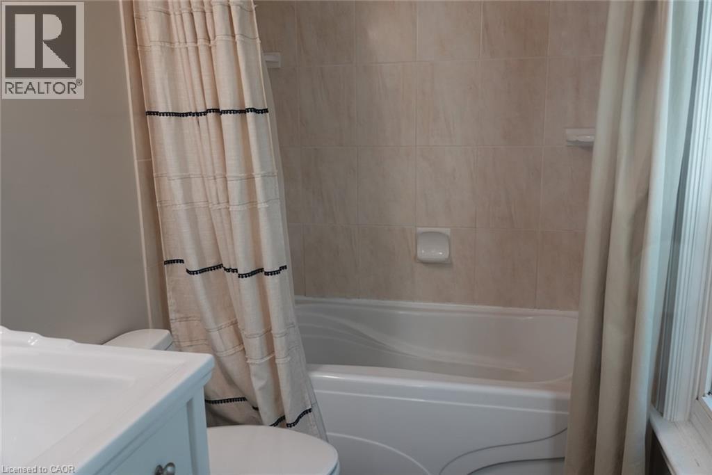 5475 Lakeshore Road Unit# 9, Burlington, Ontario  L7L 1E1 - Photo 19 - 40776174