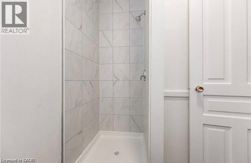 17 Hilda Place, Kitchener, Ontario  N2G 1K4 - Photo 11 - 40776034