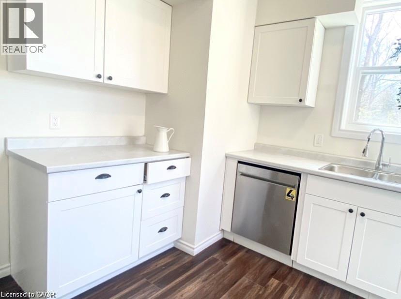 17 Hilda Place, Kitchener, Ontario  N2G 1K4 - Photo 6 - 40776034