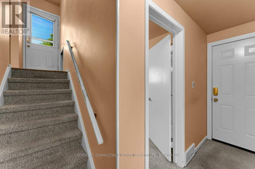 869 Haverhill Drive, Kingston, Ontario  K7M 4V1 - Photo 27 - X12447136